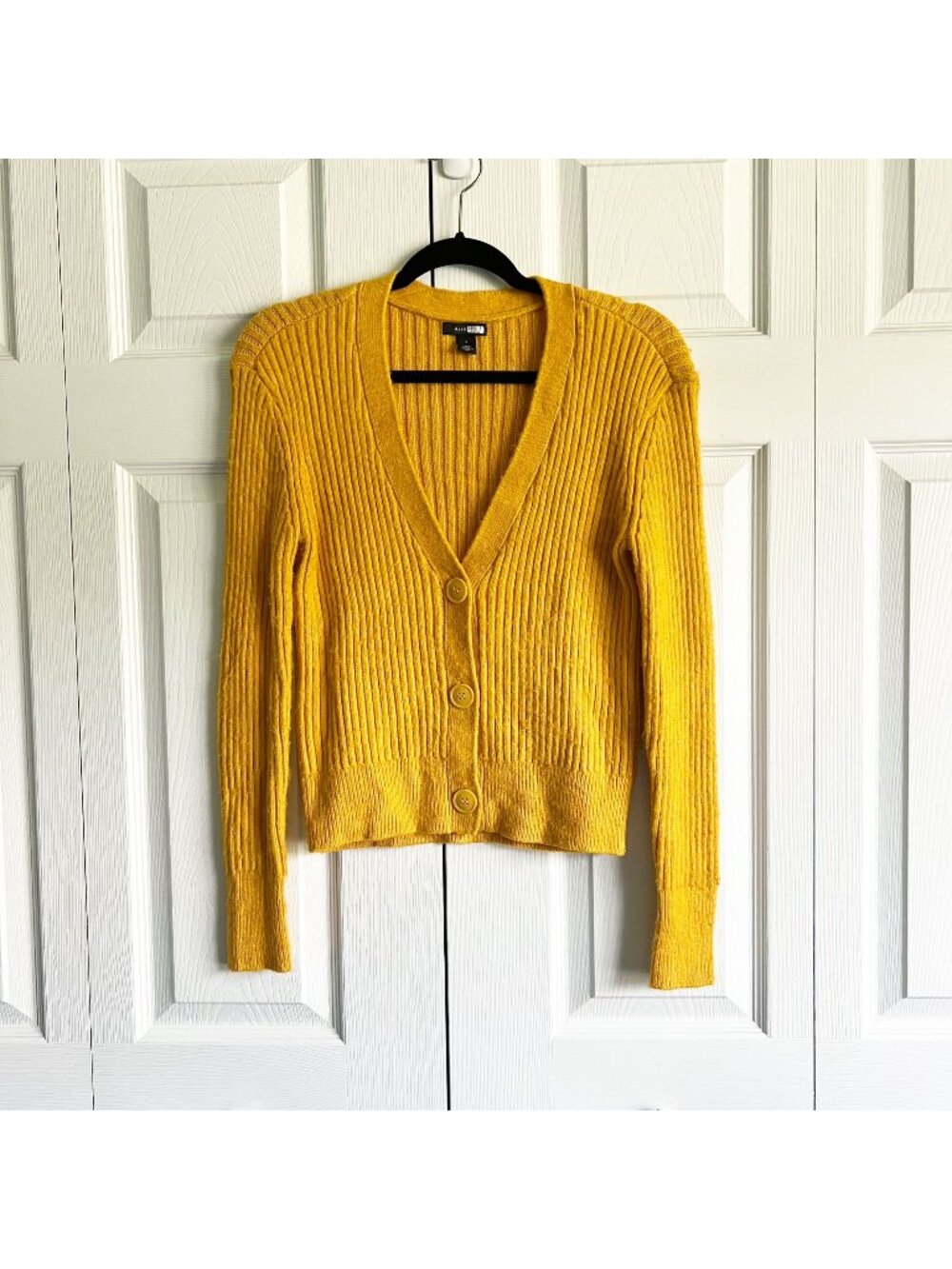 Halogen Yellow Ribbed VNeck Long Sleeve Knit Cardigan Sweater Women's Size Small
